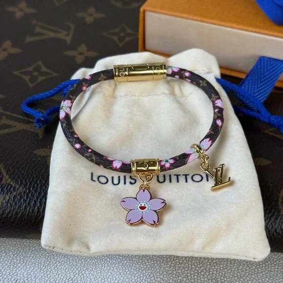 LV x TM Cherry Blossom Bracelet - Picture 9 of 15